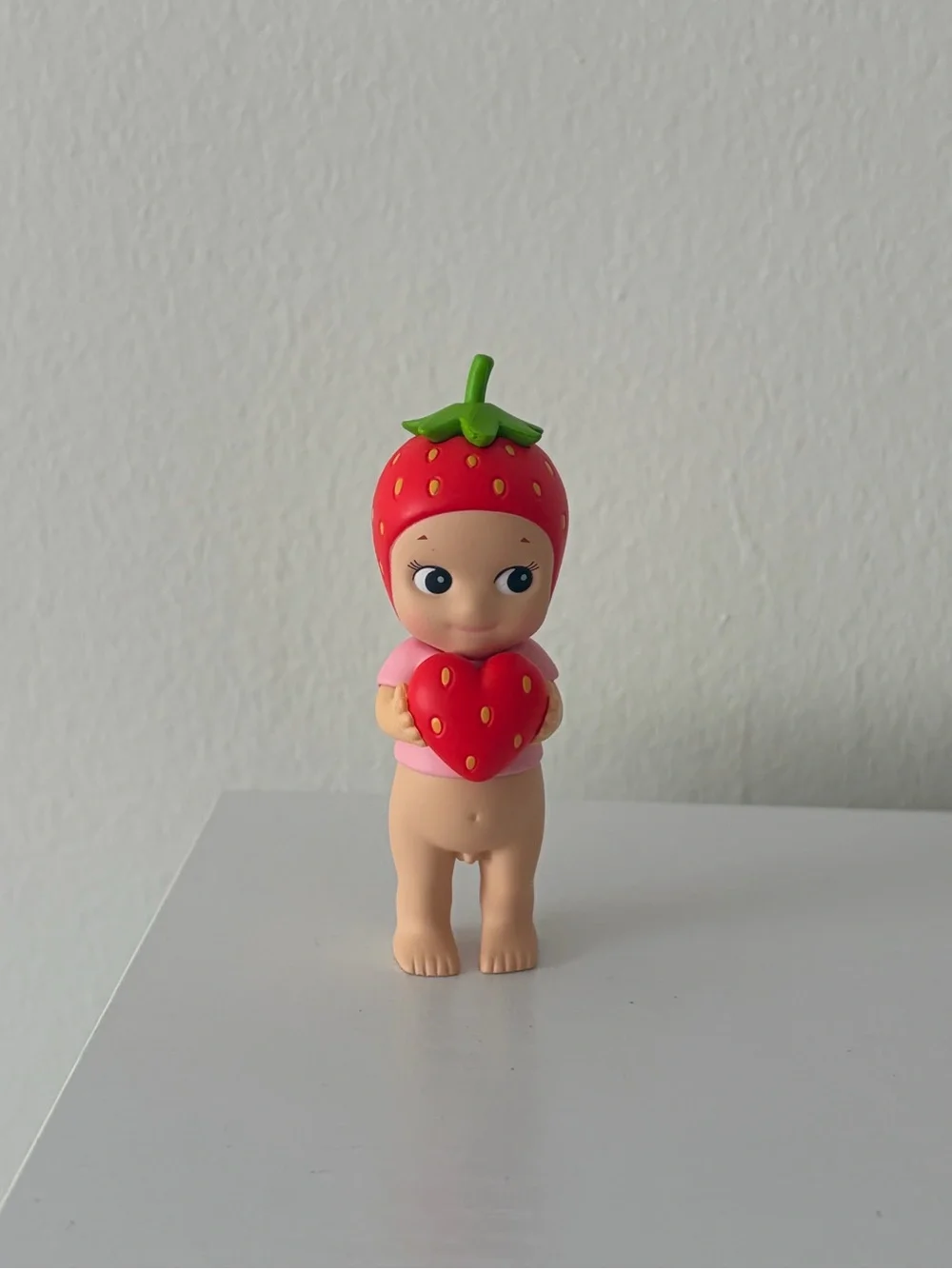 Sonny Angel Strawberry Love Series - Picture 1 of 5